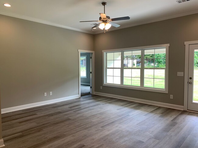 Foto del edificio - Beautiful Home Available in Opelika!