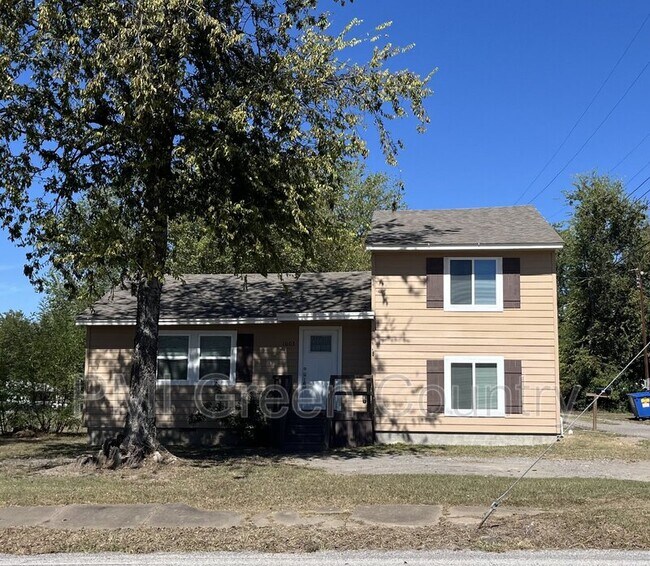 Foto del edificio - 1005 NE 1st St