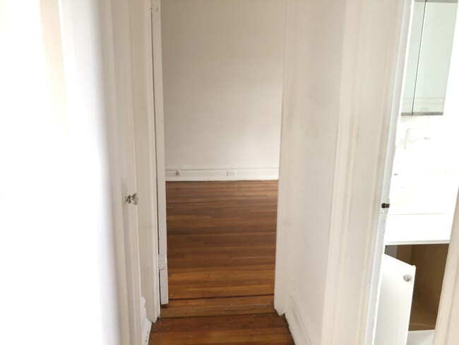 Building Photo - 140 Bay Ridge Pkwy