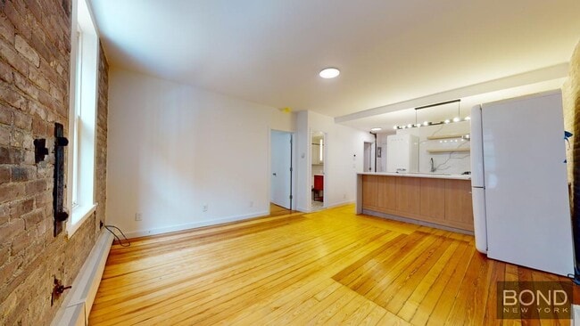 Building Photo - 33 Crosby St