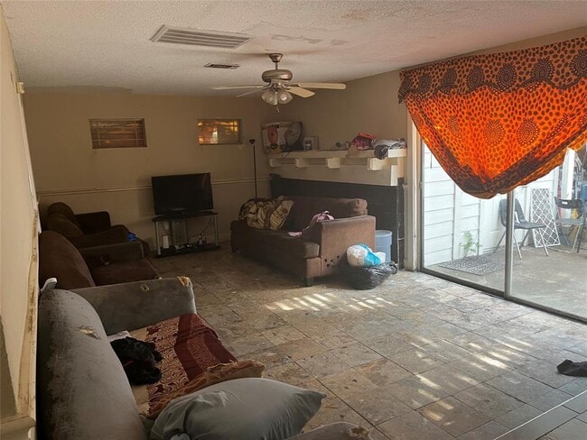 Building Photo - 7711 Del Glen Ln
