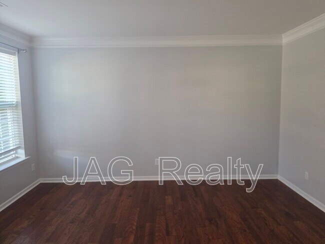 Building Photo - 3084 Sycamore Point Tr