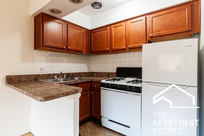 Foto del edificio - 540 W Roscoe St