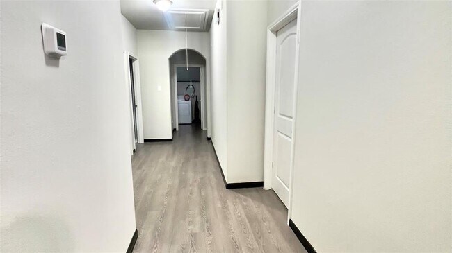 Foto del edificio - 1515 Shannon St