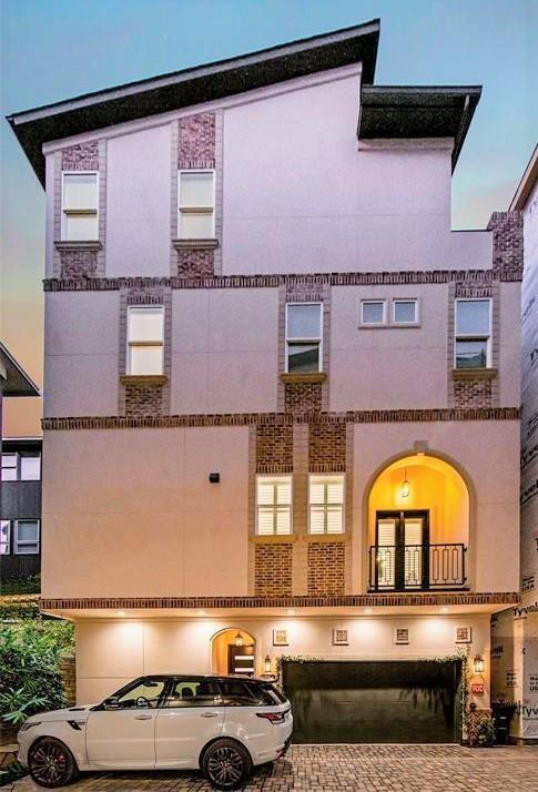 Primary Photo - 706 Delano St