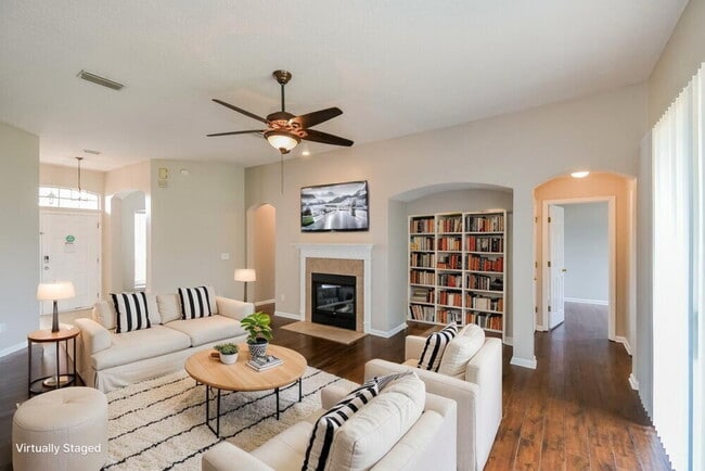 Building Photo - 2301 Bluegill Ct