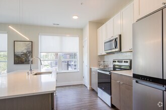 Interior Photo - Lake Terrace Apartments