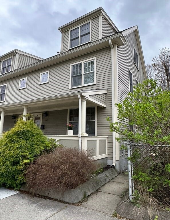 13 Cook St, Newton, MA 02458 Townhouse for Rent in Newton, MA