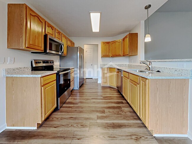 Foto del edificio - 8237 Nuckols Ln