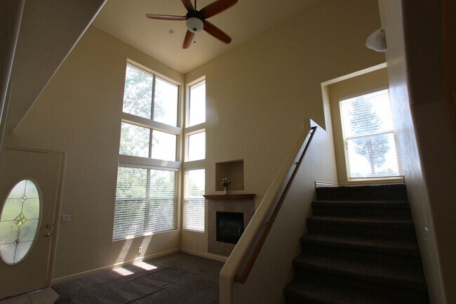 Foto del edificio - $500 Off Move-In Special – Spacious 4-Bed ...
