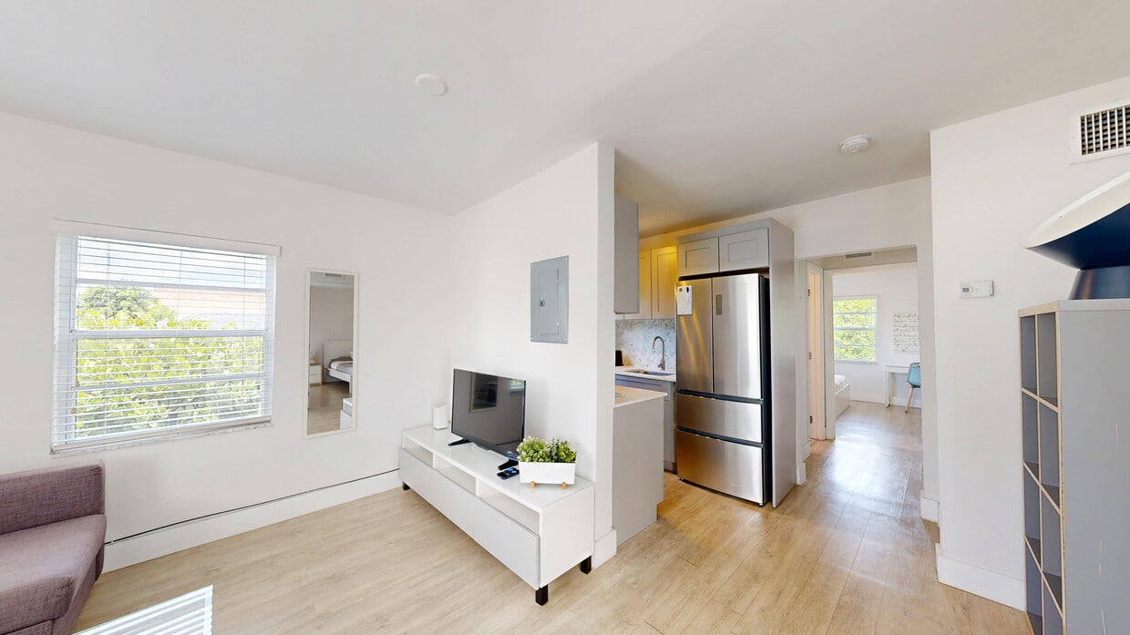 Photo - SoMi Happy Livin' (Furnished) Apartments