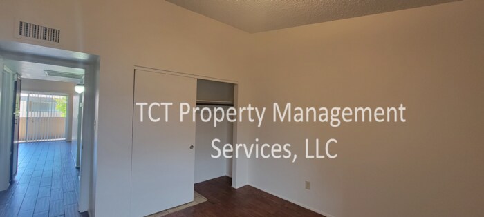 Foto principal - *Move In Special* - charming 2 bedroom in ...