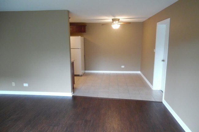 Dining Area - 1304 Yarmouth Ct