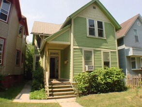 Building Photo - 235 N 37th St