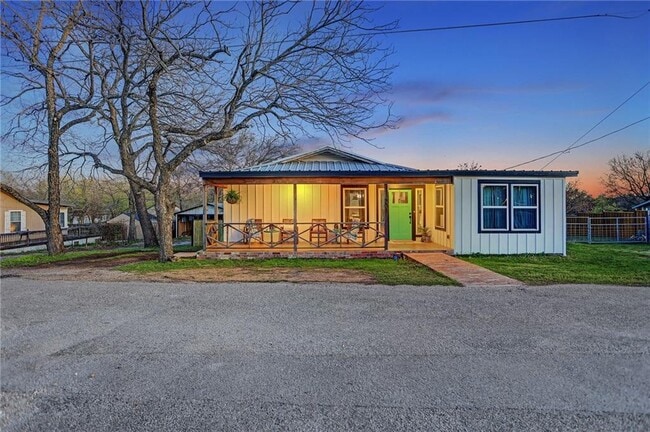 Building Photo - 203 Church Hill Ln