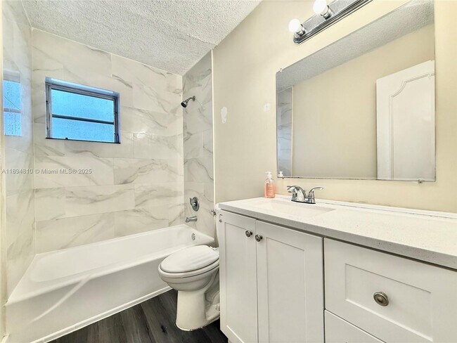 Foto del edificio - 424 SW 7th St