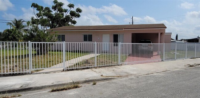 Building Photo - 22200 SW 112th Ct
