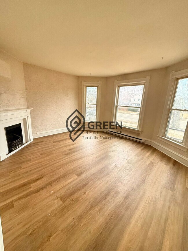 Foto del edificio - 464 S Harrison Ave