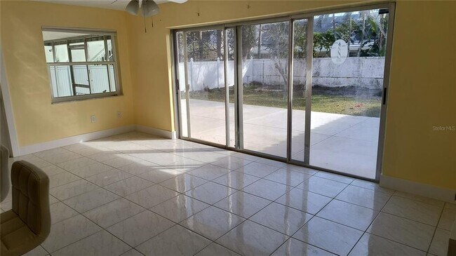 Foto del edificio - 3005 Gulf Blvd