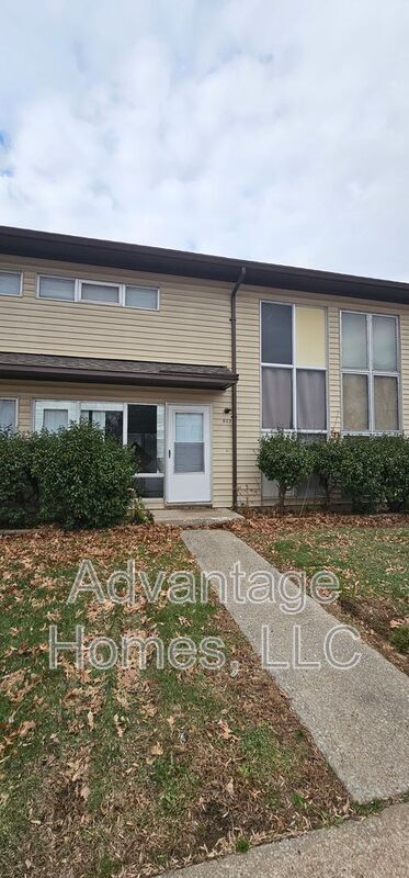 Building Photo - 832 N 70th St