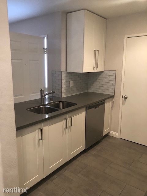 Foto del edificio - 1 br, 2 bath Condo - Flamingo