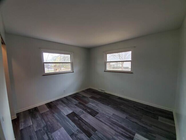 Building Photo - 16 Electric Ave Westerville, OH 43081