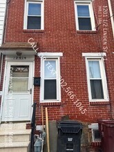 Building Photo - 1201 1/2 Linden St