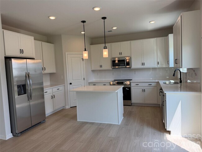 Building Photo - 2136 Zybach Dr