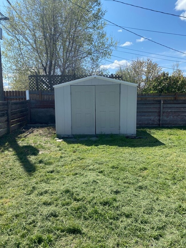 Building Photo - Updated Home for Rent!