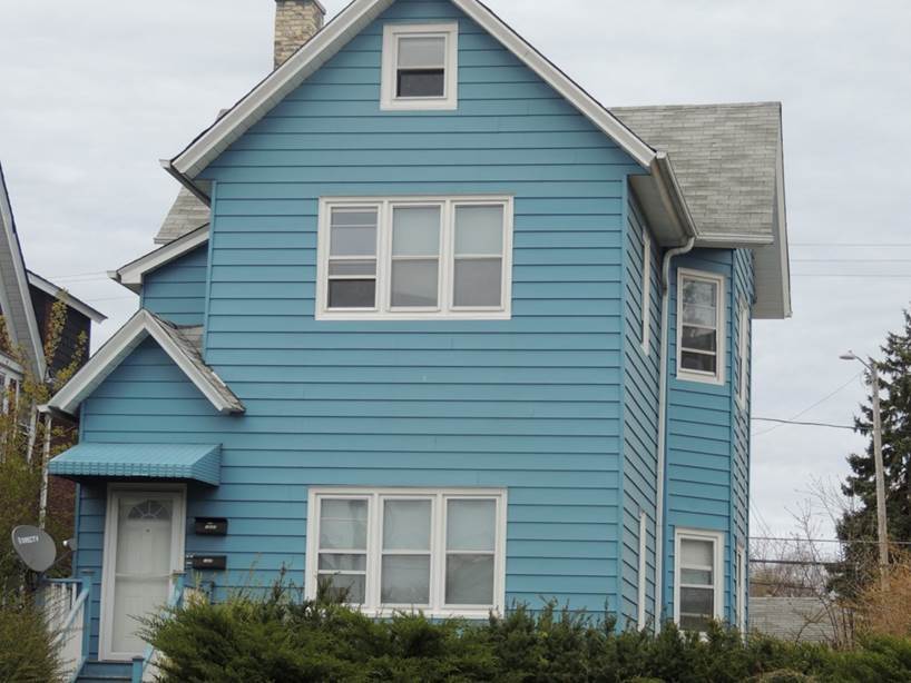 Primary Photo - 1668 N Van Buren St