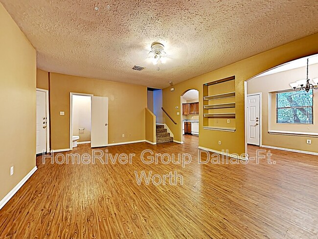 Foto del edificio - 220 Creek Cove Dr