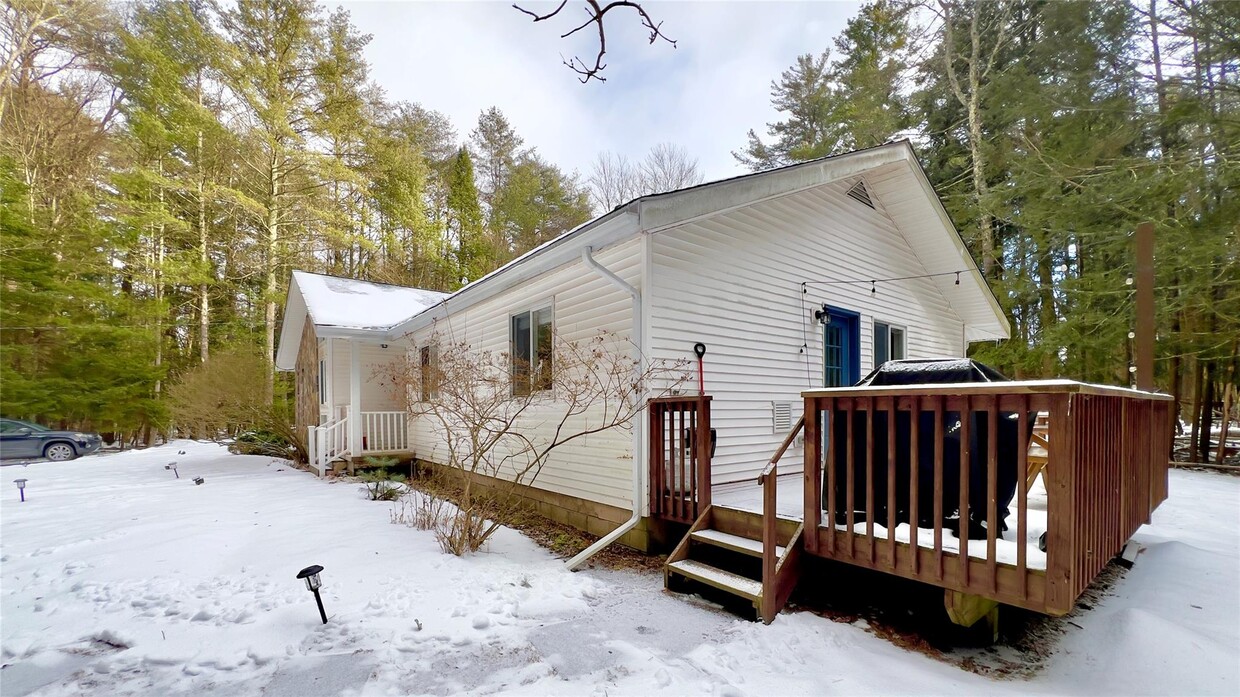 Foto principal - 471 Horseshoe Lake Rd