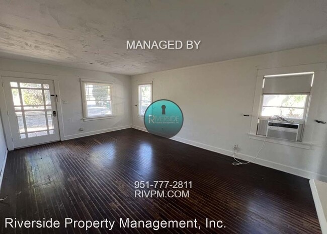 Foto del edificio - 3 br, 1 bath House - 4081 Valley View Ave