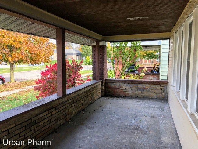 Building Photo - 3 br, 2 bath House - 846 Sibley NW
