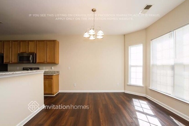 Foto del edificio - 3325 Glamorgan Ct
