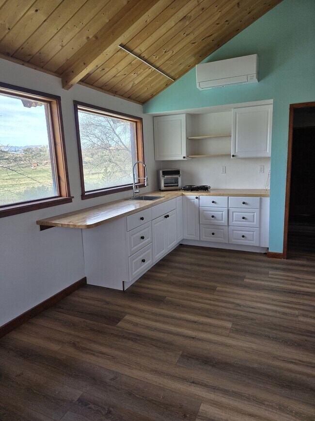 Foto del edificio - 3465 Co Rd 214