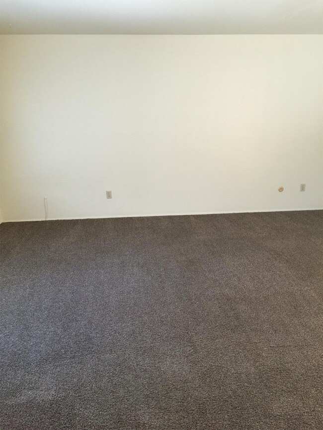 Foto del edificio - 4321 Auburn Ct