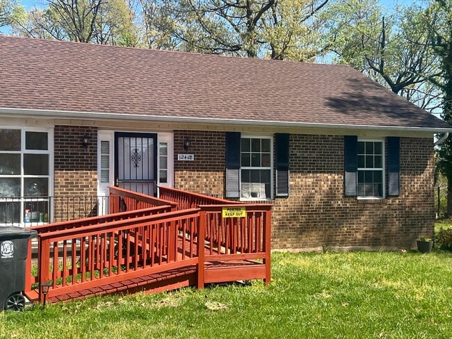 Building Photo - 12408 Old Fort Rd