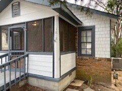 Primary Photo - 1818 6 Ct