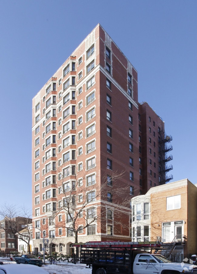 Building Photo - 732 Bittersweet Apartments