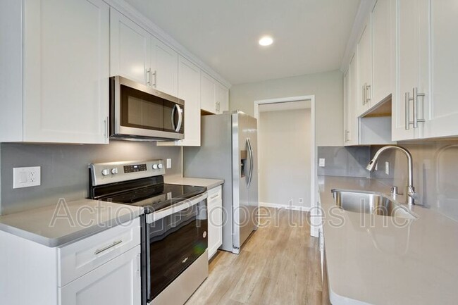 Building Photo - 255 S Rengstorff Ave