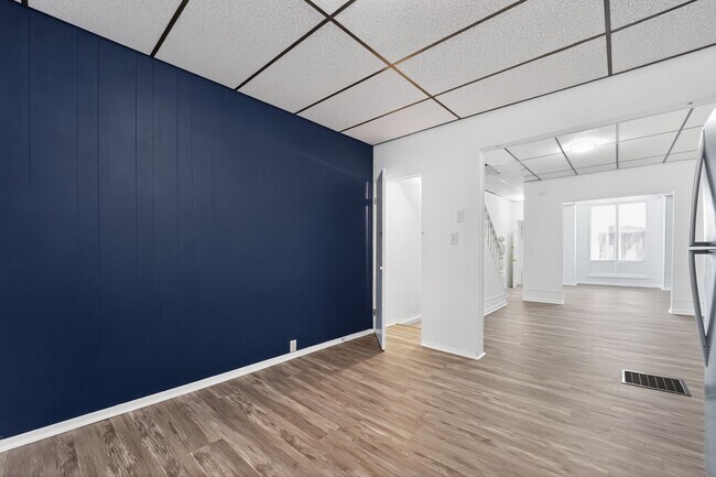 Foto del edificio - 2 bedroom 1.5 bath rowhome for rent in Baltimore
