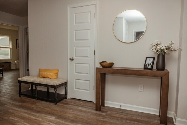 Building Photo - 4605 Naval Ct