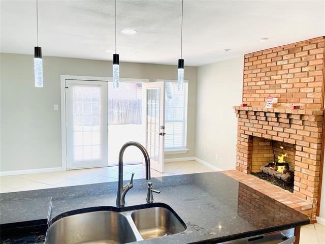 Foto del edificio - 534 E Spring Valley Rd