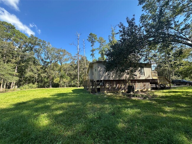 Foto del edificio - 17901 Pine St