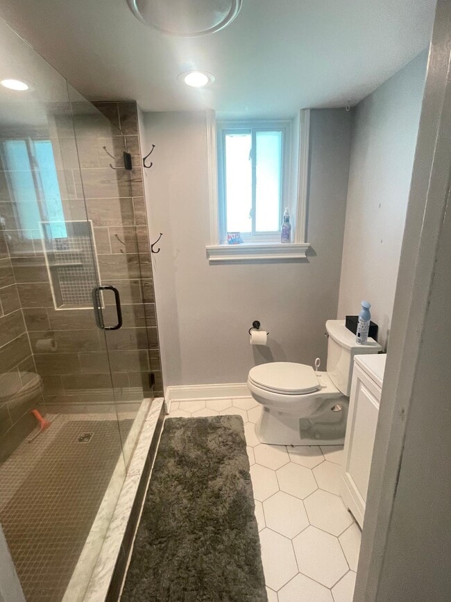 Building Photo - 301 Burgess Dr