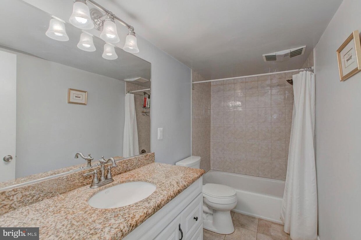 Primary Photo - 1420 N St NW