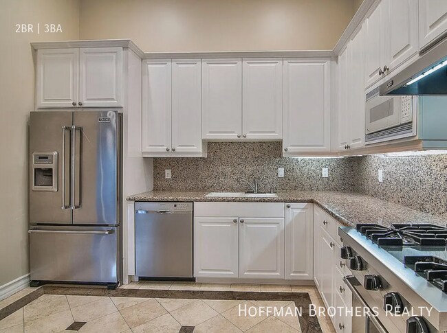 Foto del edificio - 433 N Doheny Dr