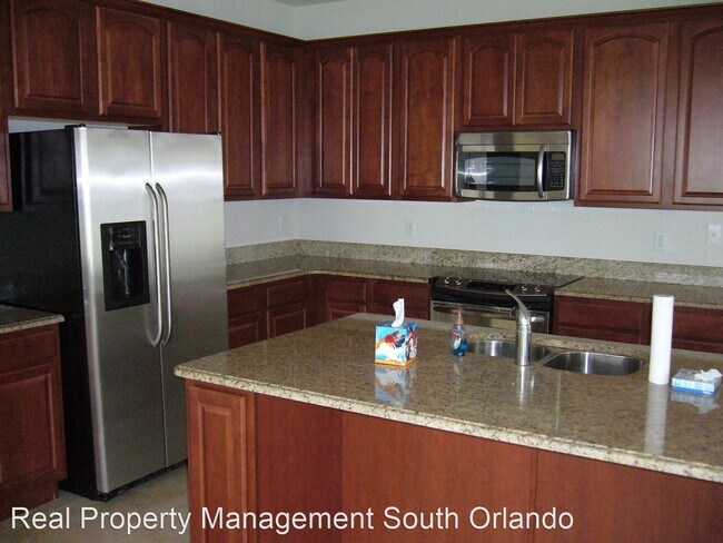 Building Photo - 4 br, 3.5 bath House - 13231 Charfield St