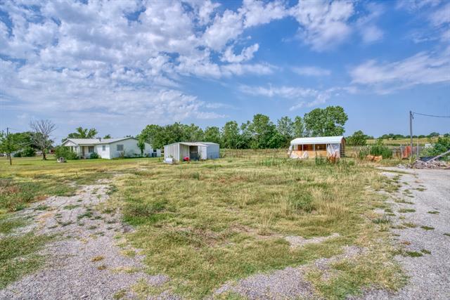 Building Photo - 1404 South Dr